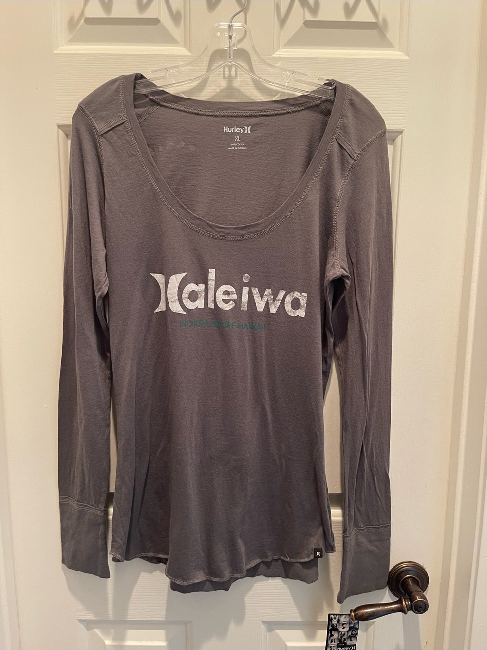 Hurley Haleiwa Long-Sleeve Scoop Neck Top - Gray